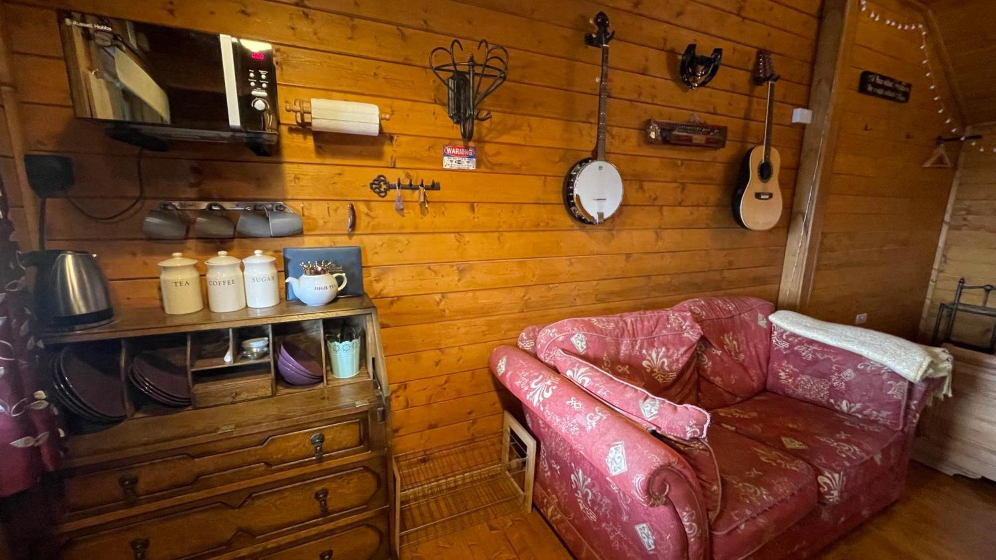 Blossom Cabin - Little Log Cabin In Wales Newtown  Exterior foto